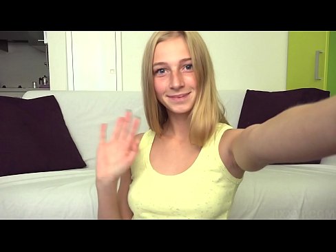 ❤️ Keď sa nudím, lenivo si masturbujem svoju ružovú kundičku ☑ Super sex na nás ️❤